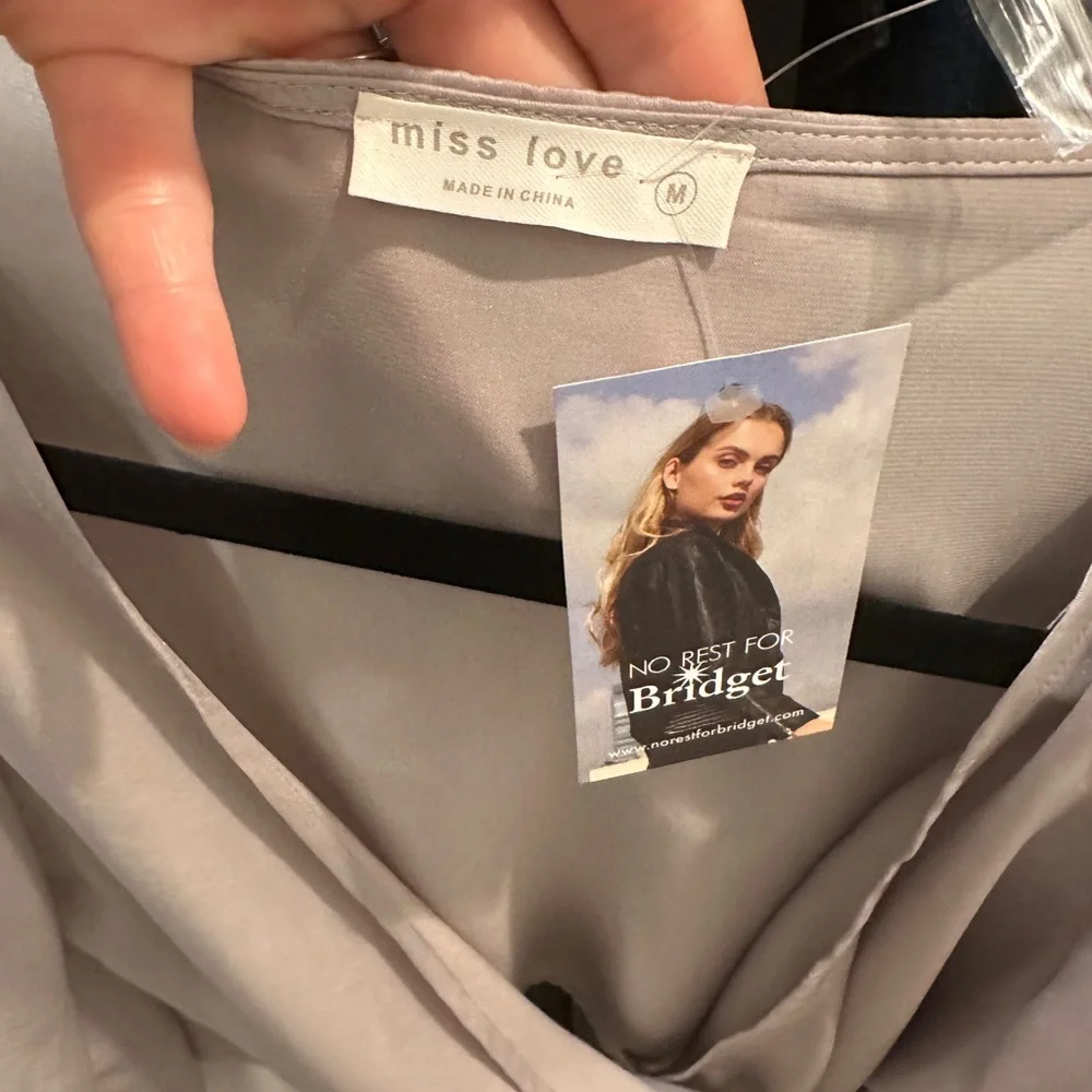 Miss love silver gray wrap long sleeve v neck blouse top business casual NWT M - Picture 15 of 15